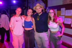 366240278_737243351743778_8128816939268249287_n